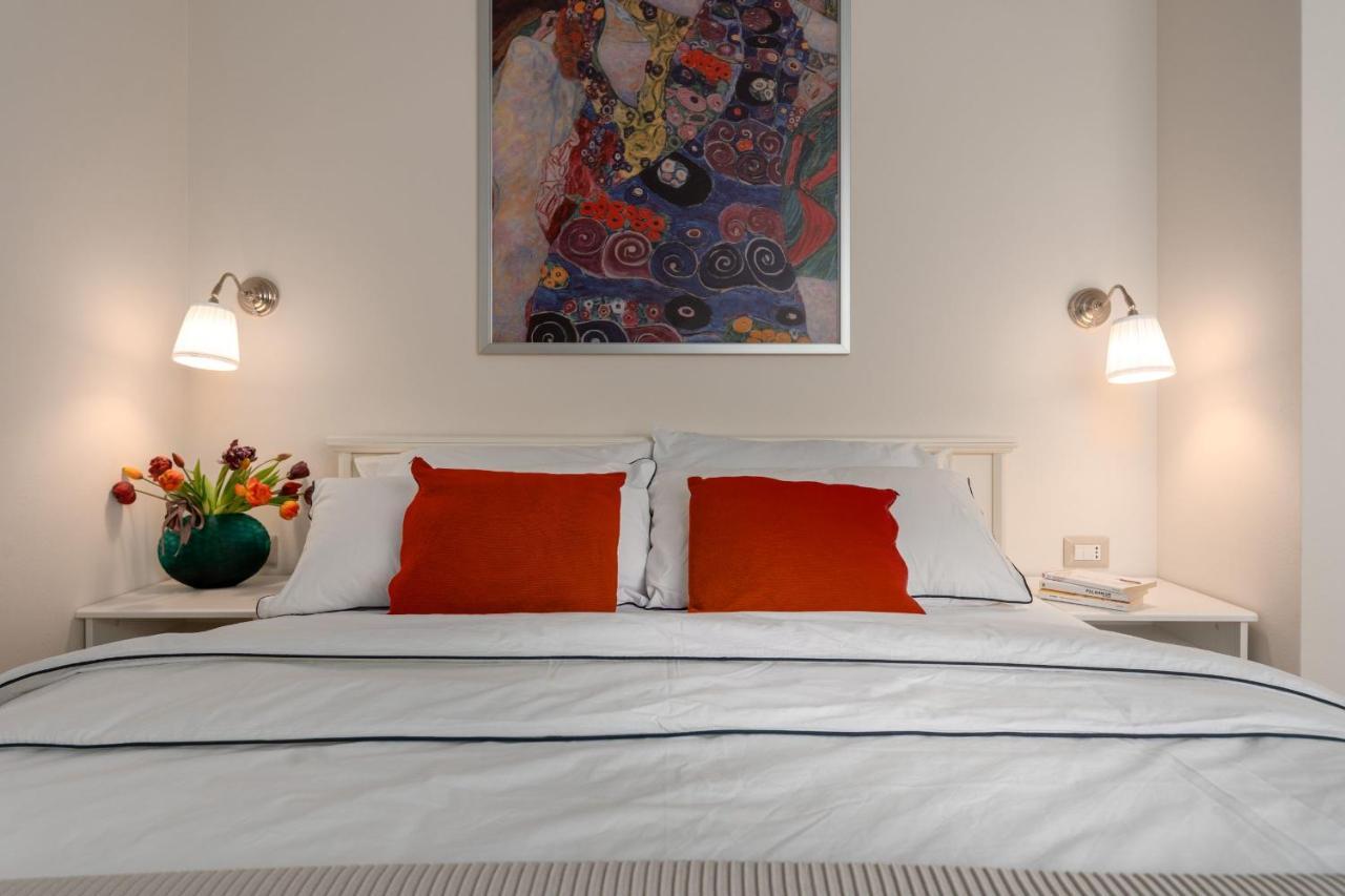 Rooms Karolina Funtana Exterior photo
